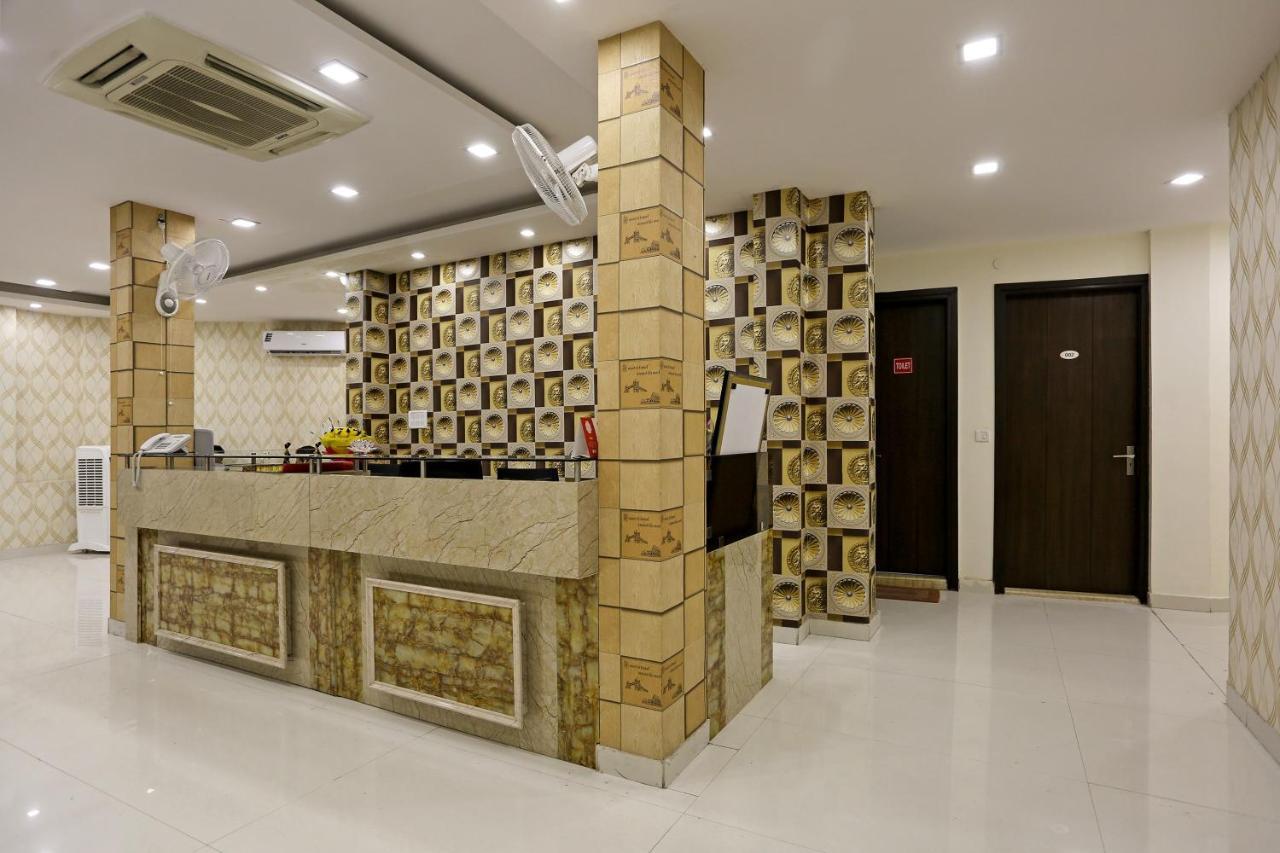 Oyo Hotel Asko International Near Gurudwara Shri Bangla Sahib New Delhi Exterior photo
