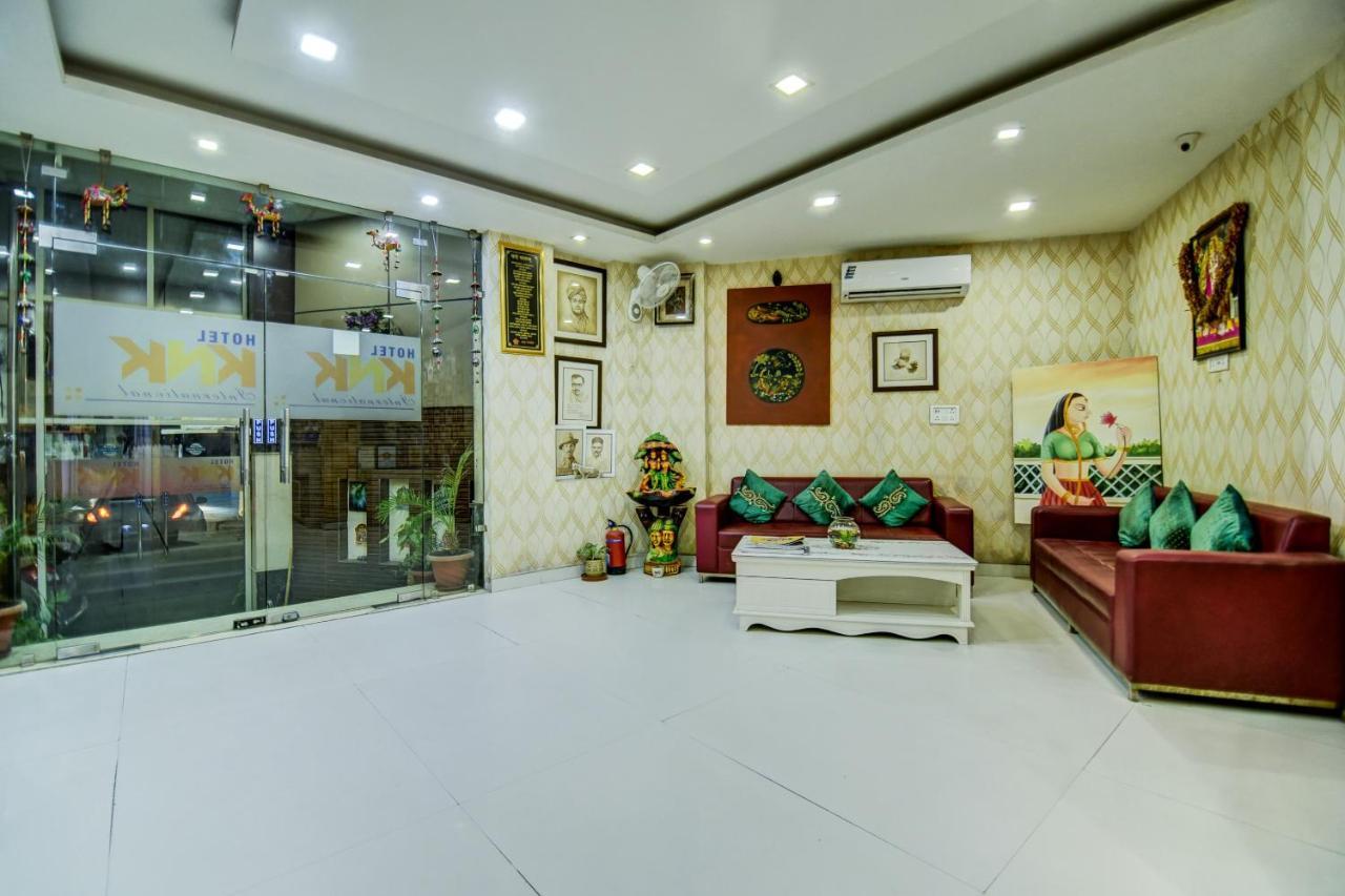 Oyo Hotel Asko International Near Gurudwara Shri Bangla Sahib New Delhi Exterior photo